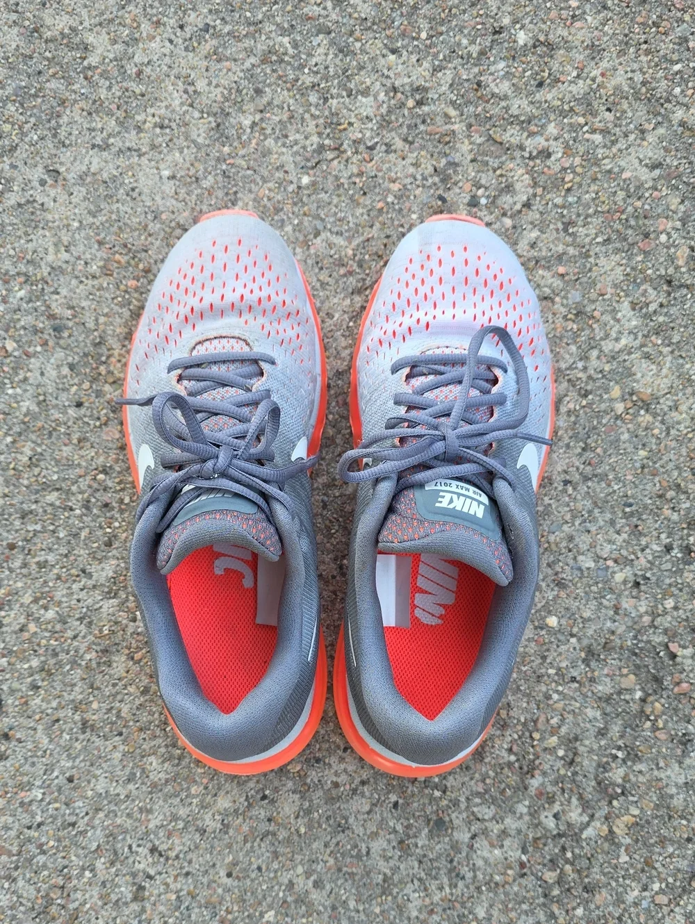 Nike Air Max 2017 Womens Running Athletic Sneakers Size 9 Grey Hot Lava